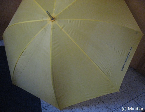 Gelber Schirm von minibar1